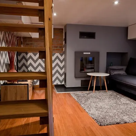 Magic Apartment *